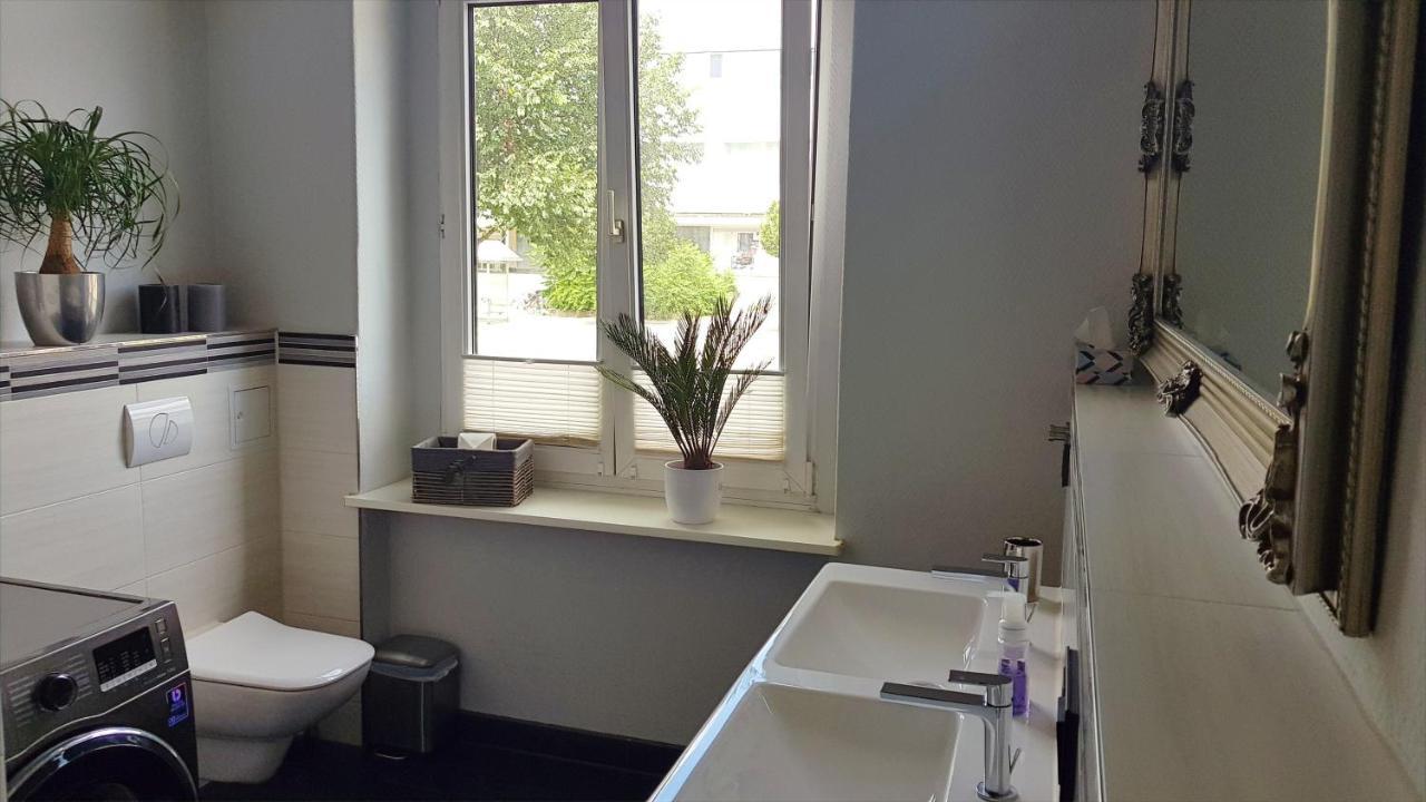 Andres Ferienwohnung Deluxe Cottbus Exteriör bild